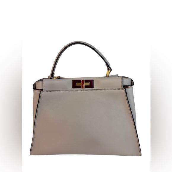 FENDI Vitello Seta Shiny Nappa Medium Peekaboo I - Picture 2 of 12
